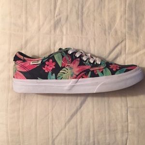 🌴 Hawaiian Floral Watercolor Vans